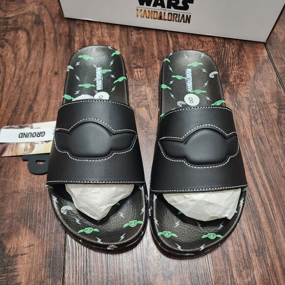 Disney Ground Up Grogu Soccer Slide Mens 8 Black Star Wars The Mandalorian - Picture 1 of 6
